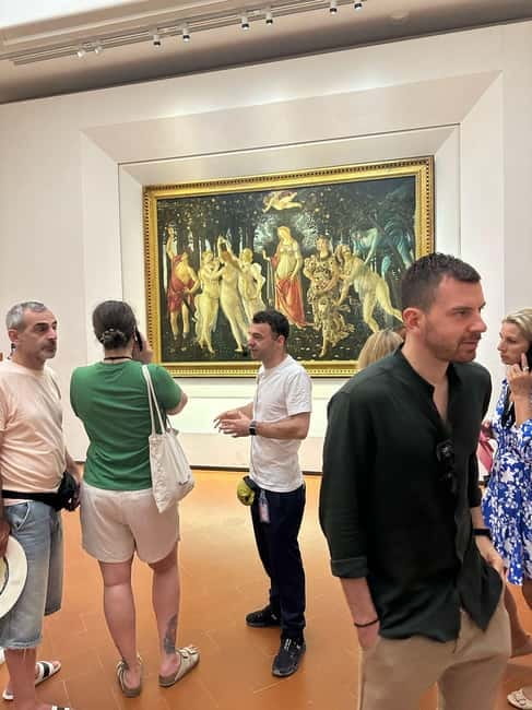 Florence: Uffizi Gallery Guided Tour, Skip-the-Line Tickets - Stop inside the museum: the guide turns paintings into political clues