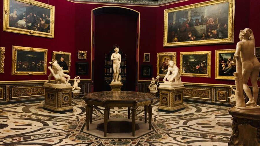 Florence: Uffizi Gallery Guided Tour w/ Skip-the-Line Entry - Picking a guide: why some names keep showing up