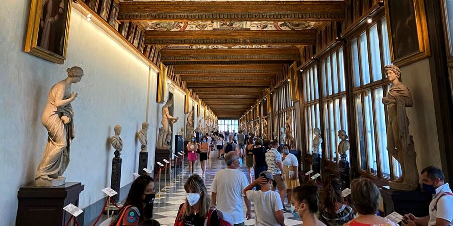 Florence: Uffizi Gallery Priority Ticket & Small-Group Tour - Skipping the long Uffizi wait without losing the main course
