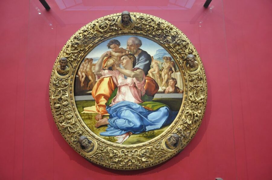 Florence: Uffizi Gallery Private Treasure Hunt for Families - Inside Uffizi: the clues you chase among Leonardo, Botticelli, Michelangelo, and Caravaggio