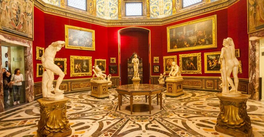 Florence: Uffizi Gallery Tickets with Optional Audio Guide - The Vasari Building: Where the Art Lives and Why It Matters