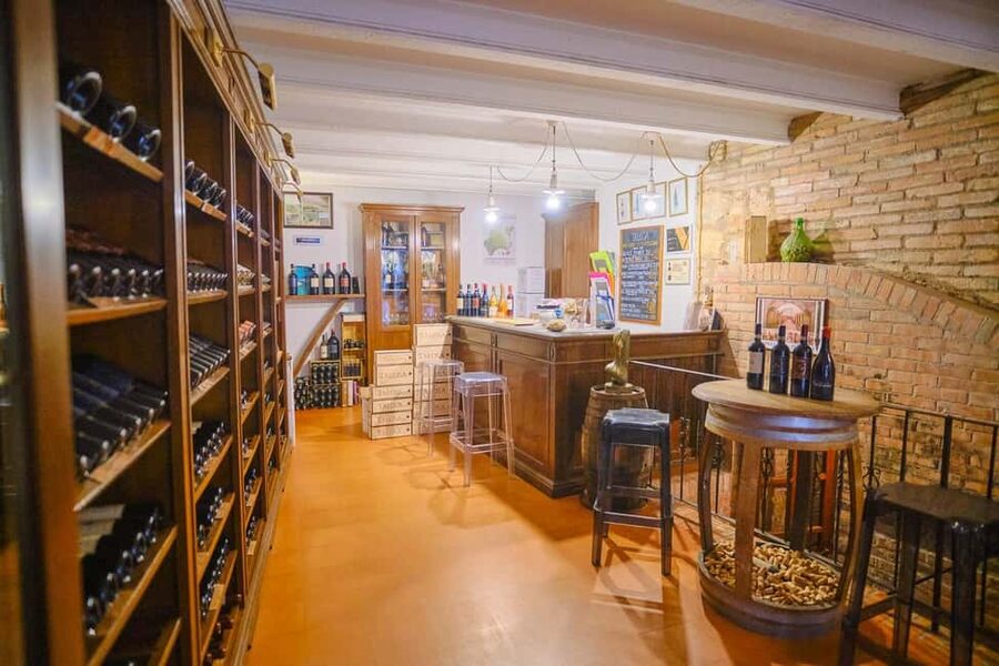 Florence: Val d'Orcia Private Chauffeur-Driven Tour - Montalcino First: Brunello Towns, Cobblestones, and Church Facades