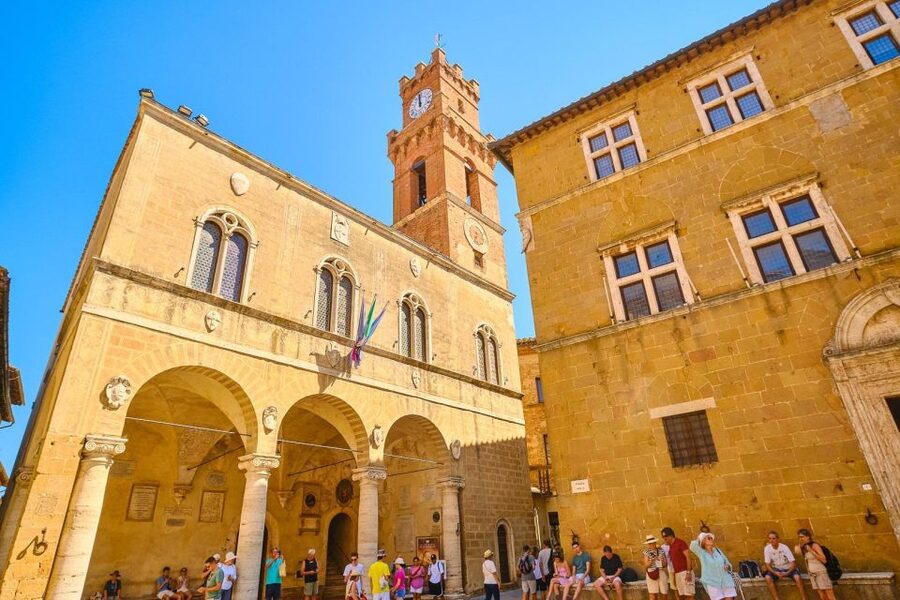 Florence: Val d'Orcia Private Chauffeur-Driven Tour - Pienza: A Renaissance Town That You Can Actually Walk