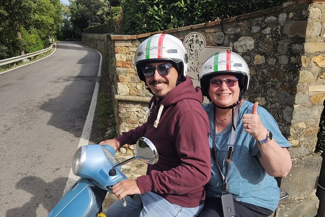 Florence Vespa Tour as a Passenger, max 6 people + Wine Window! - Price and value for a $114.37, 1h 30m experience