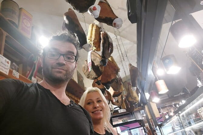 Florence Walking Food Tour with Fiorentina Steak and Wine - Pastry at a 70-year family shop: where the sugar story starts