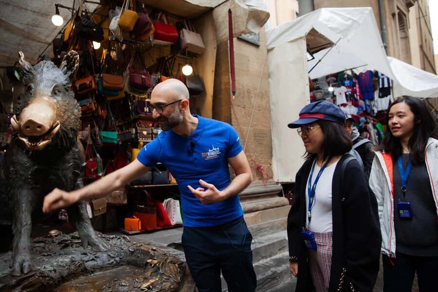 Florence: Walking Tour with Skip-the-Line Accademia Gallery - Key things that make this tour work well