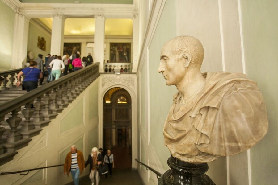 Florence: Walking Tour with Skip-the-Line Accademia & Uffizi - Price and what you get for $72.50