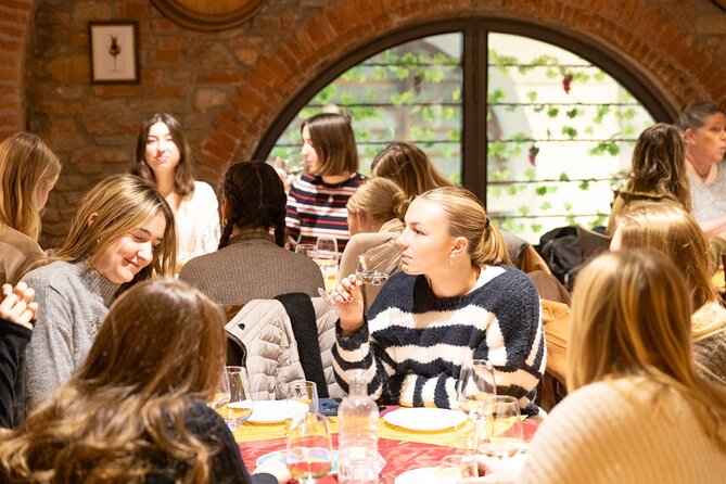 Florence Wine Tasting Experience with Seven Types of Tuscan Wine - Seven Tuscan wines, one guided progression