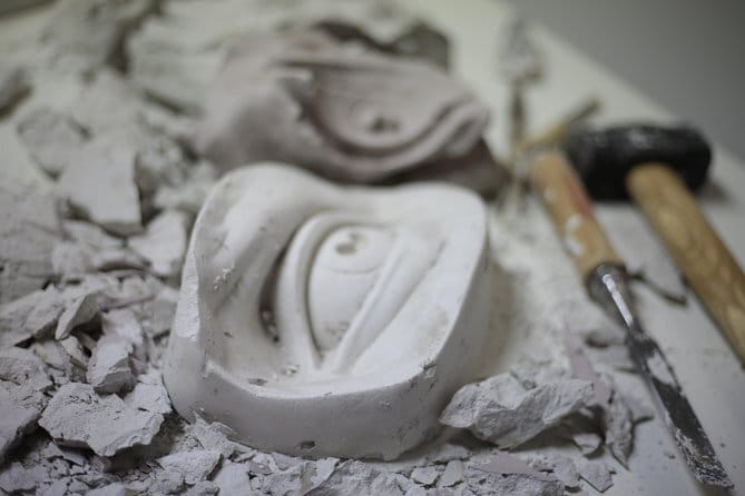 Forge your own wedding rings or friendship rings in Tuscany - Recycling old jewelry into a meaningful ring
