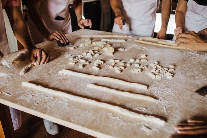 Francy's Pasta & Gnocchi on Top of Florence Hills - Rolling fresh pasta in a real Florentine kitchen