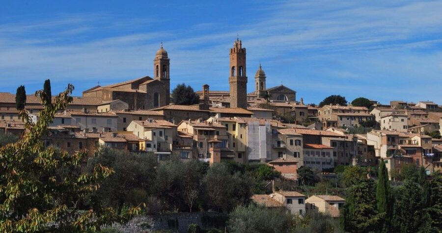 From Florence: Chianti, Montalcino & Montepulciano - Minivan - Montalcino: Fortress Views, Historic Farm Lunch, and Big Wine Names