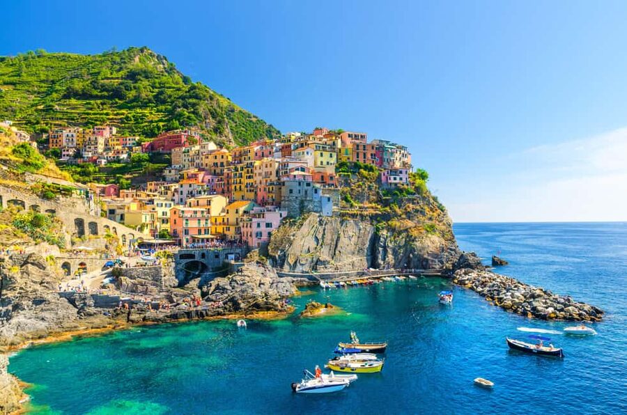 From Florence: Cinque Terre and Pisa Day Trip - Cinque Terre by public train: the coast views start fast
