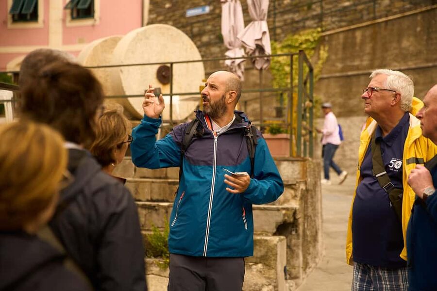 From Florence: Cinque Terre Day Trip with Local Guide - Manarola: the timed village stop where you can choose your pace