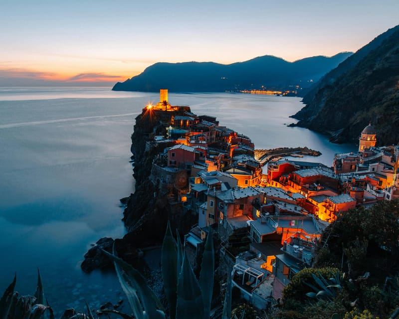 From Florence: Cinque Terre guided tour with Lucca - Lucca in a compact window: guided walking without guesswork