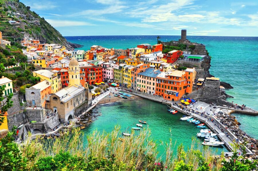 From Florence: Cinque Terre Small-Group Day Trip - Minibus to Manarola: the first view sets the tone