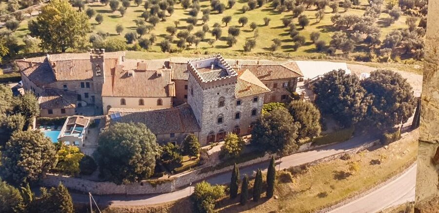 From Florence: Horse Ride and Wine Tour at Estate with Lunch - A realistic day flow (so you know what happens in order)