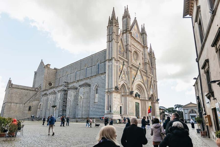 From Florence: Orvieto and Perugia Tour with Church Visits - Assisi guided visit at the Basilica of San Francesco: where the art does the talking