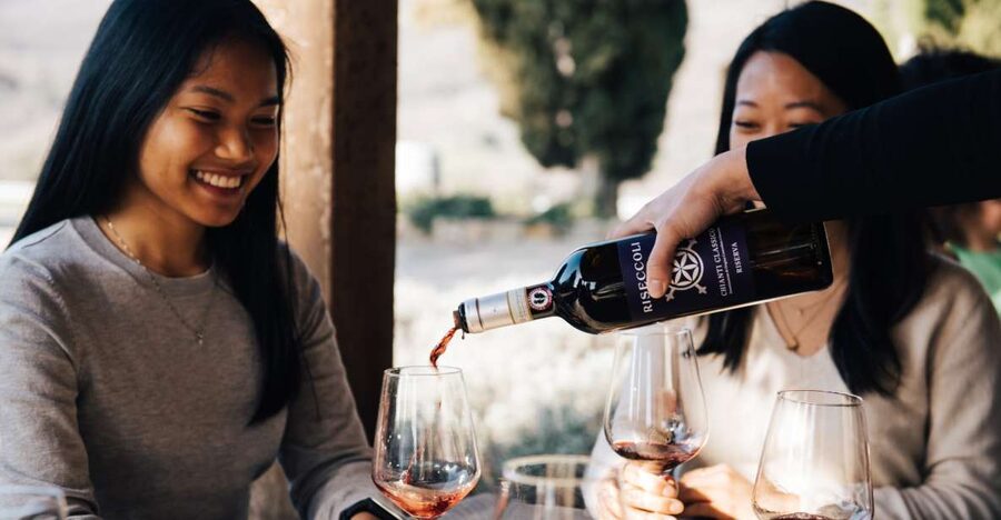 From Florence: Private Chianti Hills Tour with Tasting - From Florence to the Chianti hills, in a comfortable minivan