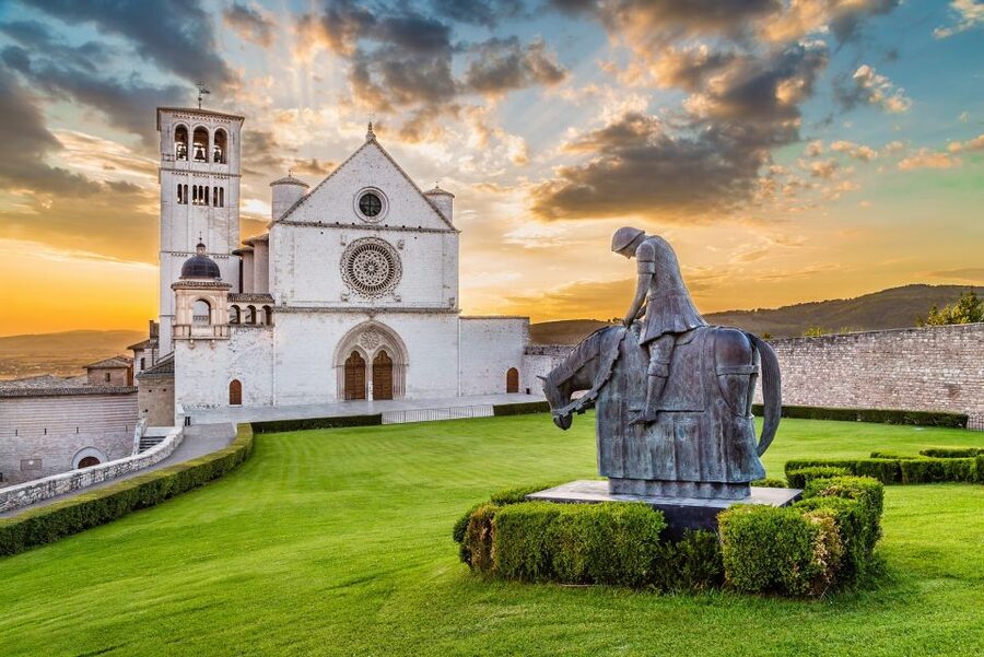 From Florence: Private Day Trip to Assisi and Cortona - Private Mercedes, Hotel Pickup, and How to Use Your 10 Hours