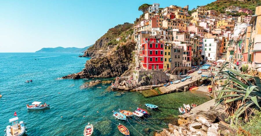 From Florence: Seaside Beauty Day Trip to Cinque Terre - Manarola’s panoramas, where your time goes fast