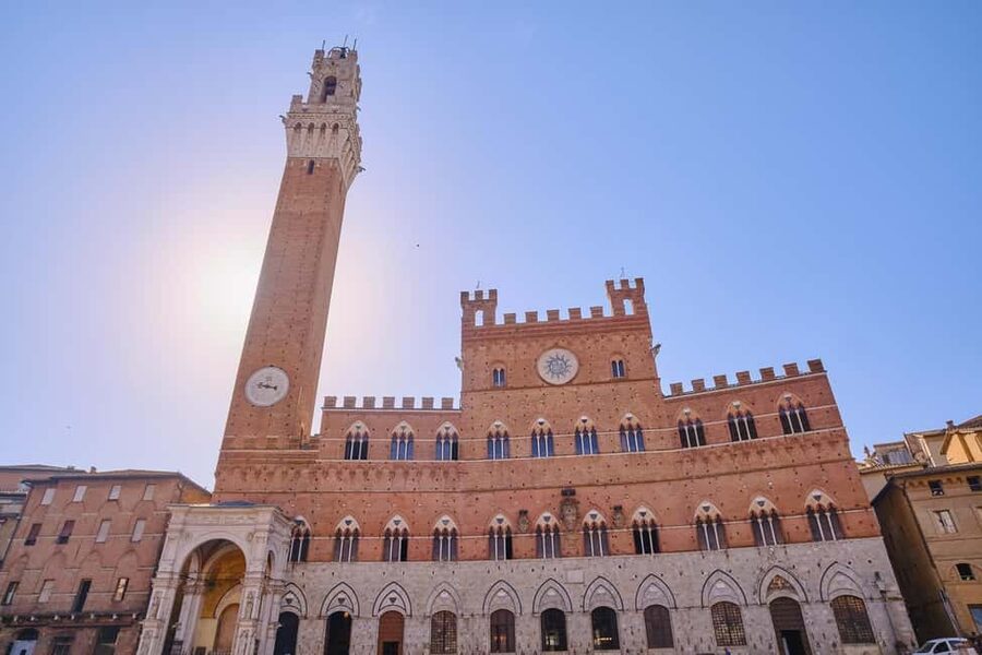 From Florence: Siena and Chianti Day Trip with Dinner - The Torre del Mangia and Piazza del Campo: what makes Siena worth the stop
