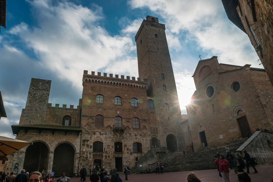 Full-Day Excursion to Siena, San Gimignano & Pisa - Drivers and guides: what the best days feel like