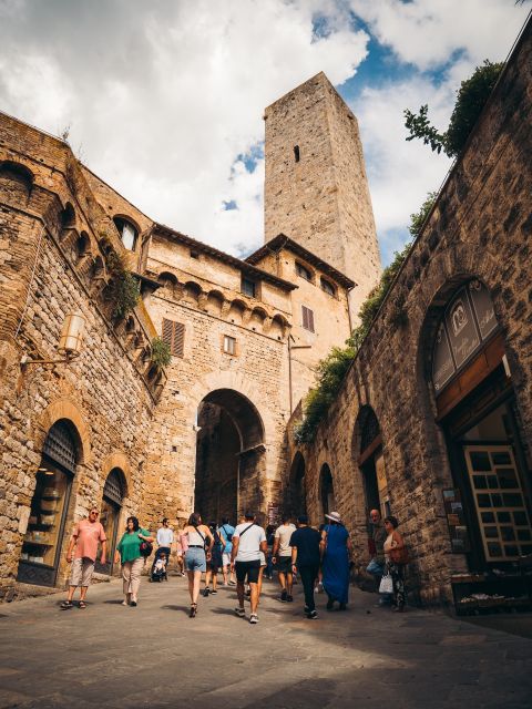Full-Day Excursion to Siena, San Gimignano & Pisa - Price and value of $611 per person for a 10-hour highlights loop