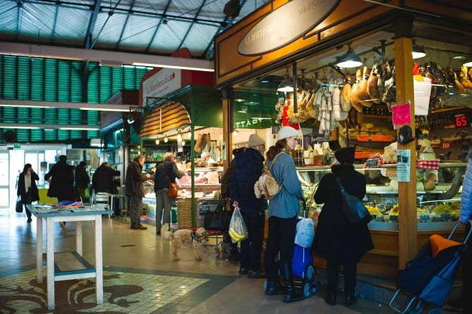 Fun Private Florence Food Tour with a Local Food Expert Martina - The heart of the tour: five stops and 5 to 6 tastings