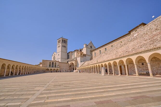 Heart of Italy Day Trip: Visit Perugia and Assisi from Florence - Meeting in Florence, then trading streets for hill towns