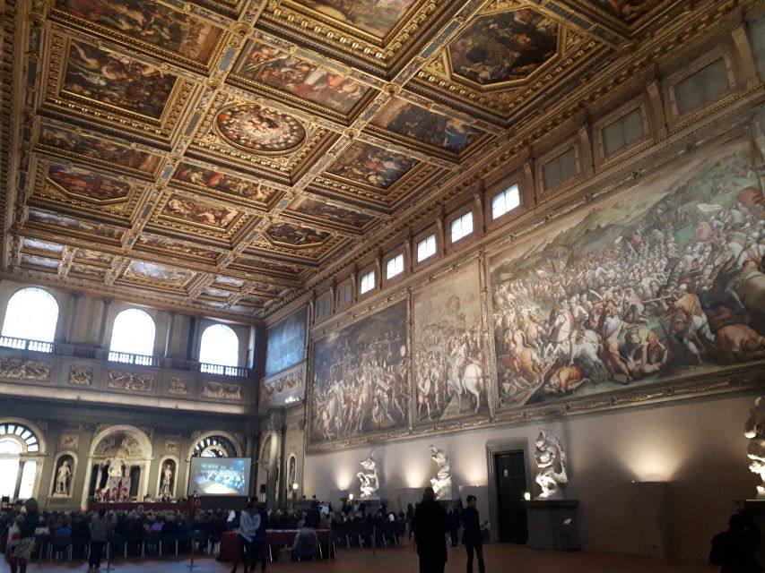 Inferno Tour In Florence - Salone dei Cinquecento and the Hall of Geographical Maps