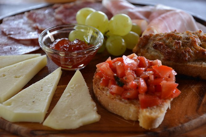 It's Wine Time! 2 wineries & farm-to-table lunch—max 8 pp - Lunch at the Second Winery: Farm-to-Table, Not a Random Stop