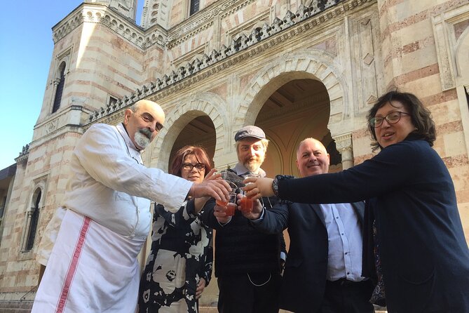 Jewish traditions in Florence: private walking tour - Piazza della Repubblica and the vanished ghetto footprint