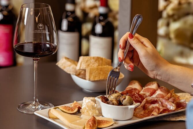 Lands of Brunello wine Pienza and Montalcino with Gourmet Lunch - The Temple of Brunello: interactive museum plus a real tasting