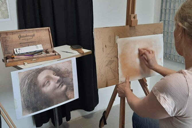 Leonardian Drawings & art workshop in Florence - Inside Geko Art Studio in Florence, a real work-space