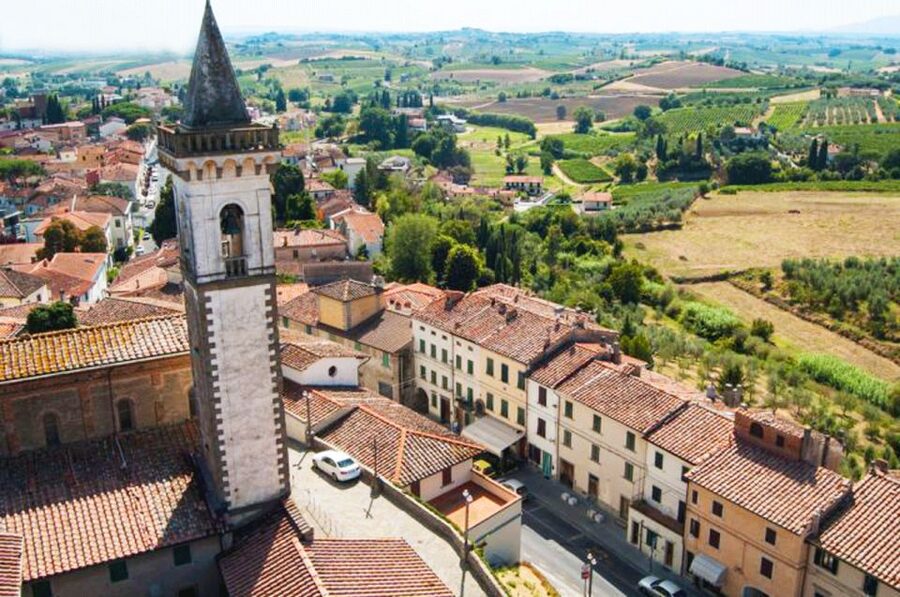 Leonardo da Vinci's Homeland Private Excursion from Florence - From Florence to Vinci, the drive is part of the experience