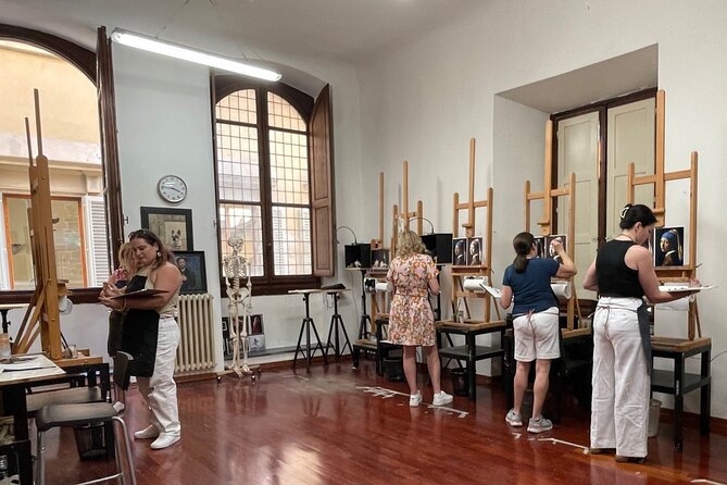 Oil Painting Class in Florence - The 3-hour flow: demo, lecture, then painting your own Vermeer copy