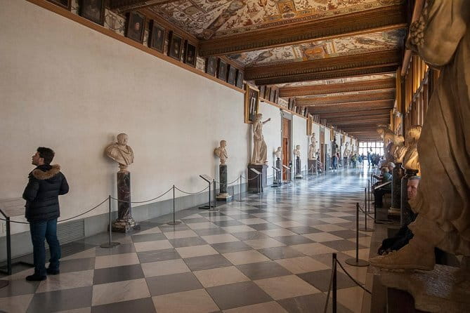 One Hour Uffizi Guided Tour: Masterpieces of the Renaissance - Where to Meet: Dante’s Statue and a 12:00 PM Start