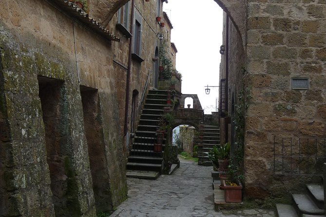 Orvieto, Civita di Bagnoregio, Pitigliano PRIVATE TOUR from FLORENCE - The real value: private Florence pickup and a driver who handles the hard parts