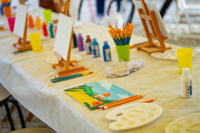 Paint And Drink Florentine Hills Art at La Birr'aia in Marignolle - Friday 5:00pm to 7:30pm: how your painting night unfolds