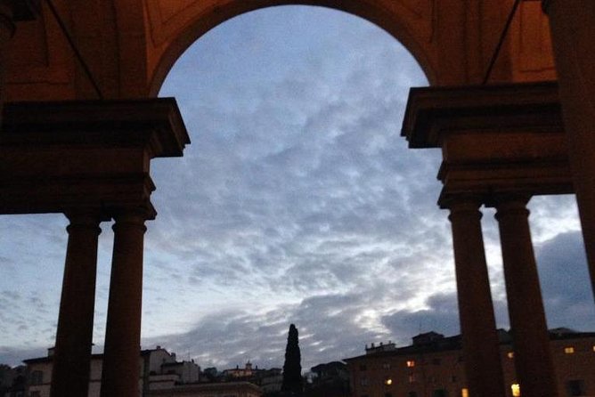 Painting Experience in the center of Florence - Language, Group Size, and Your Chances for Real Help