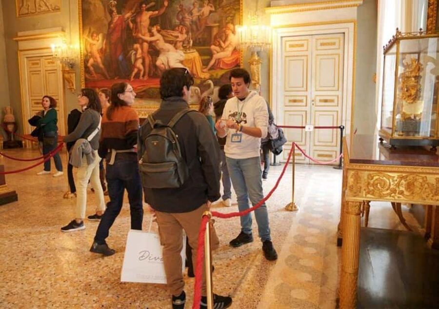 Palatina Gallery and Pitti Guided Tour in Florence - Frescoes, stucco, and Pietro da Cortona’s role in the look