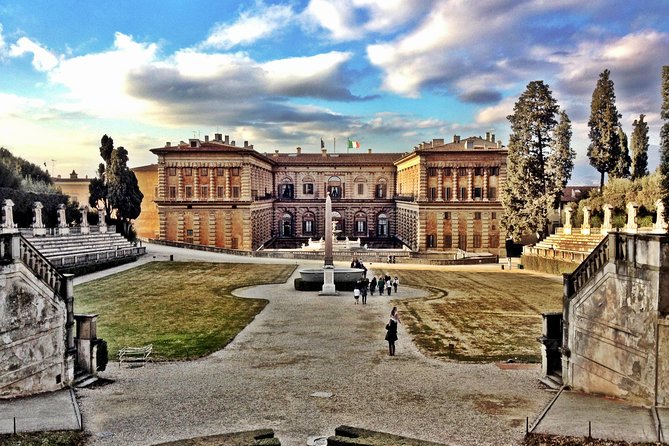 Palazzo Pitti - Priority Ticket - You’ll be on your own: no guide, no audio included