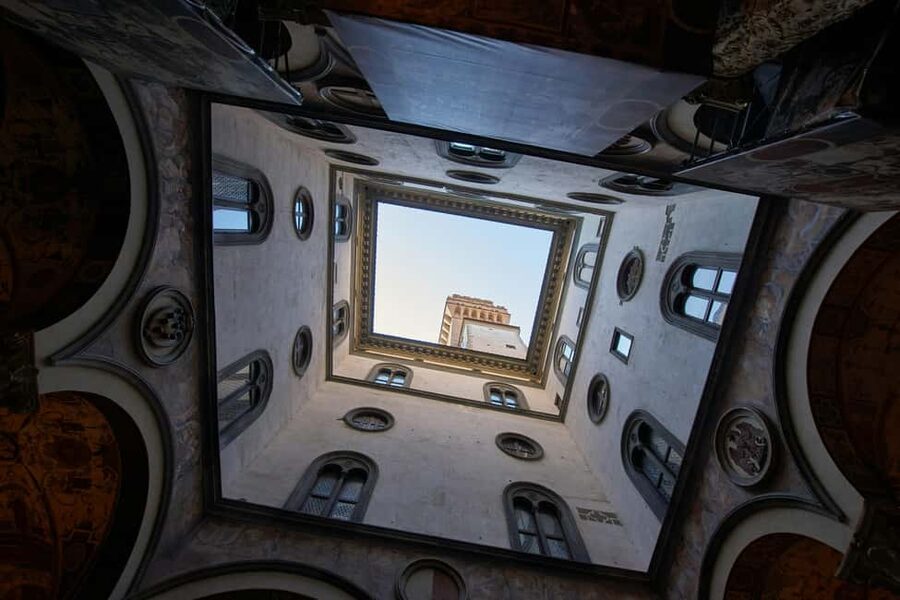 Palazzo Vecchio: Magnificent Private Tour - Duchess’ private chapel and bedroom: power gets personal