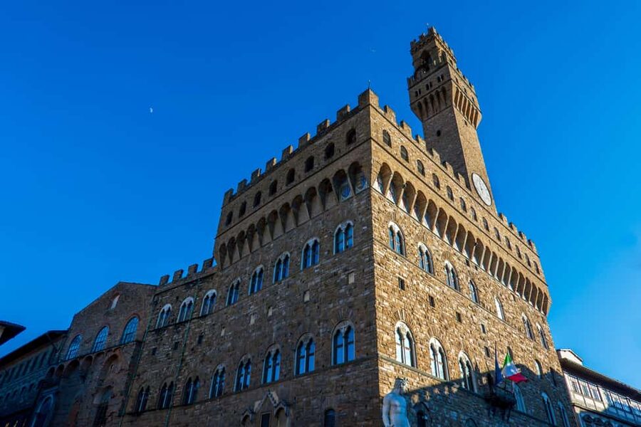 Palazzo Vecchio: Magnificent Private Tour - Leonardo’s secret fresco: the story behind the missing piece