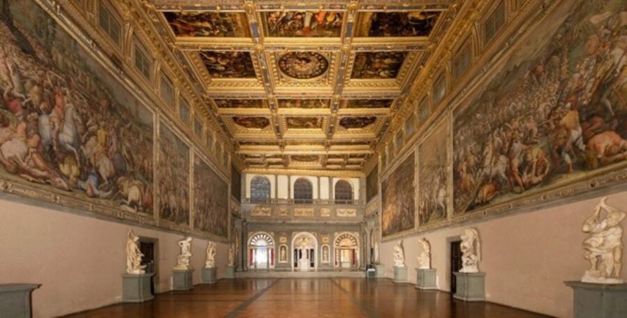 Palazzo Vecchio: Private Guided Museum Tour & Tower Tickets - The Hall of the Five Hundred and what the ceilings are really for