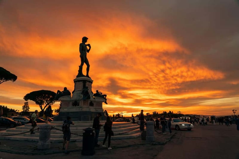 Panoramic walking tour in Florence with Vincenzo - The quick walk segments that set you up for the viewpoints
