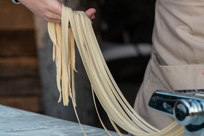 Pasta class - The Chiesa dei Santi Apostoli stop and your first pasta lesson