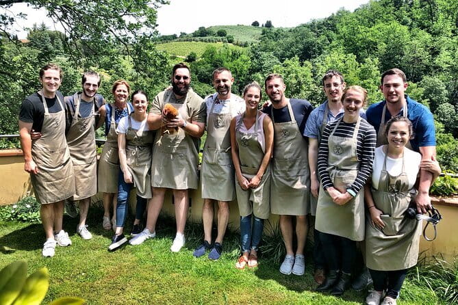 Pasta Cooking class in the countryside - Dessert lessons: tiramisù or pannacotta