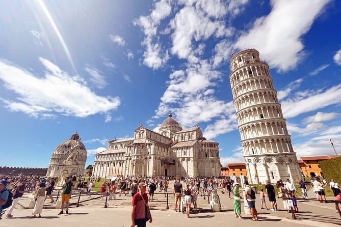 Pisa and Lucca Day Trip from Florence - Meeting point in Florence: plan your first 30 minutes smart