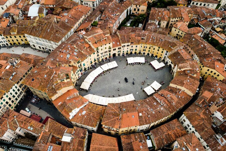 Pisa and Lucca: Private Full-Day Tour by Deluxe Van - Key Things You’ll Notice on This Tour